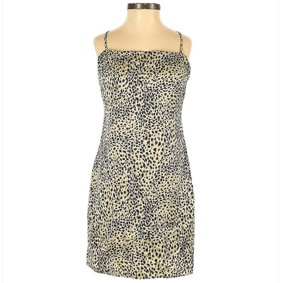 NWT- Lovers + Friends Alanna Dress - Picture 4 of 5